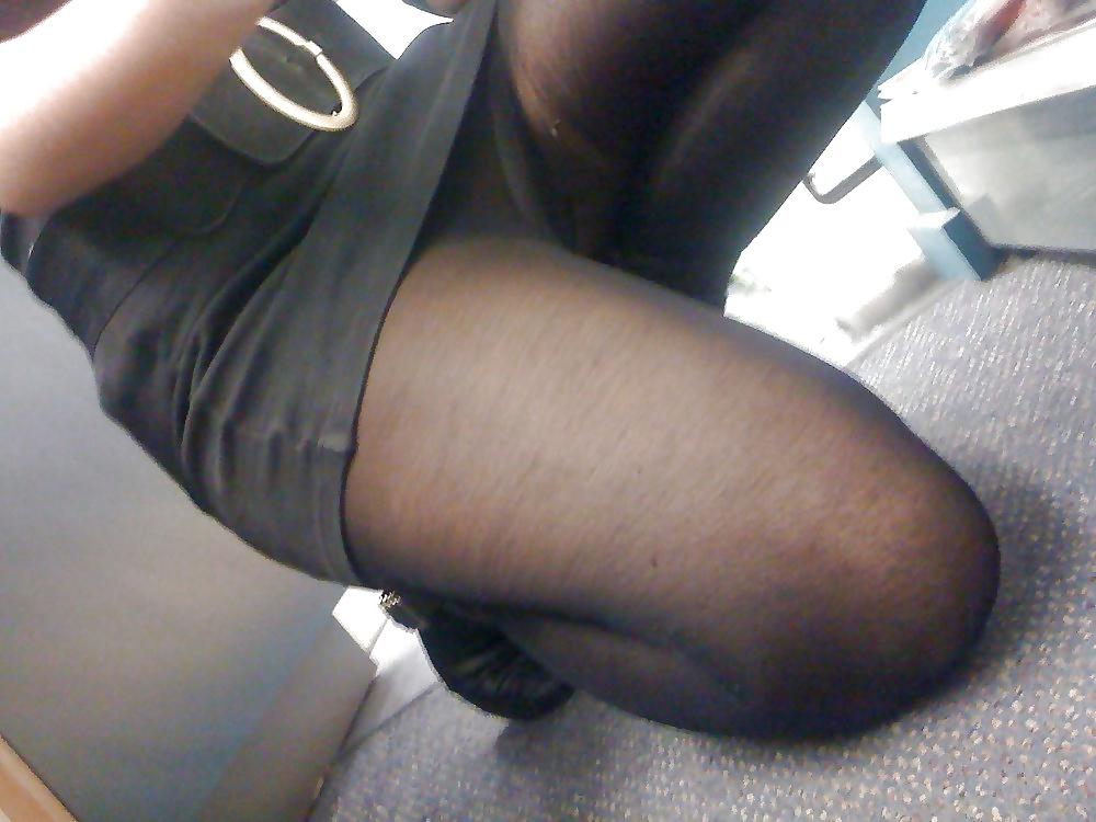 25P Nylon upskirt