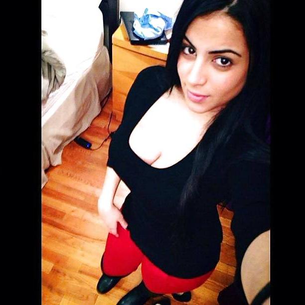25P Sexy Latina NN