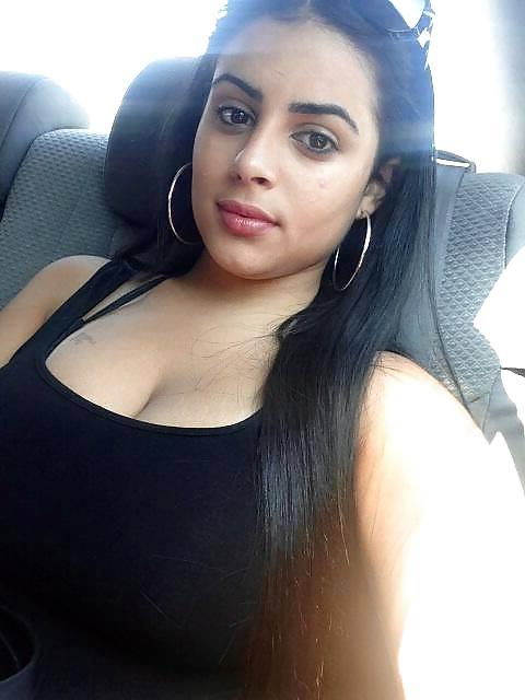 25P Sexy Latina NN