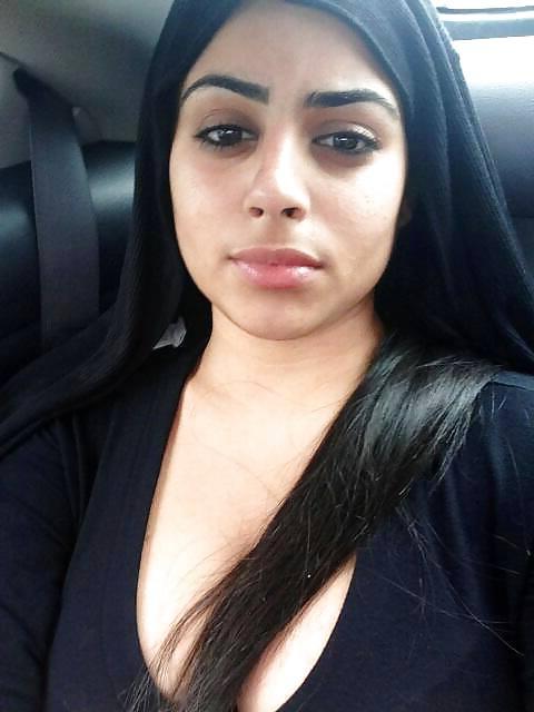 25P Sexy Latina NN