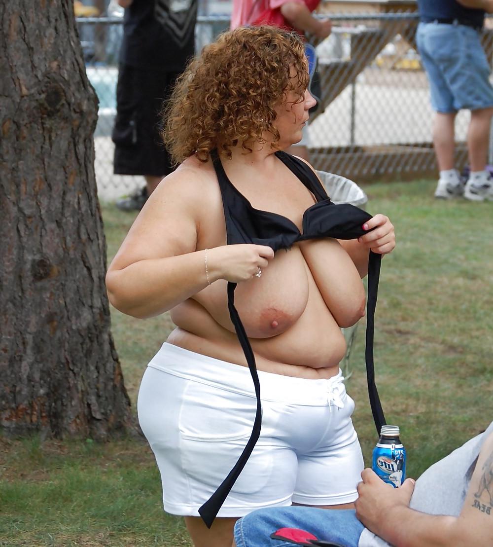 20P Mature saggy tits 26.