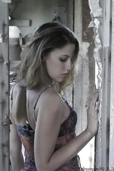 25P EXPOSED Haley California a.k.a. bondage model Hazel