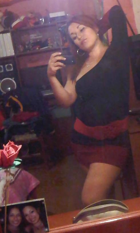25P Yummy latina milf
