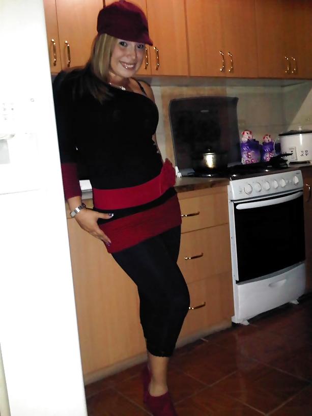 25P Yummy latina milf