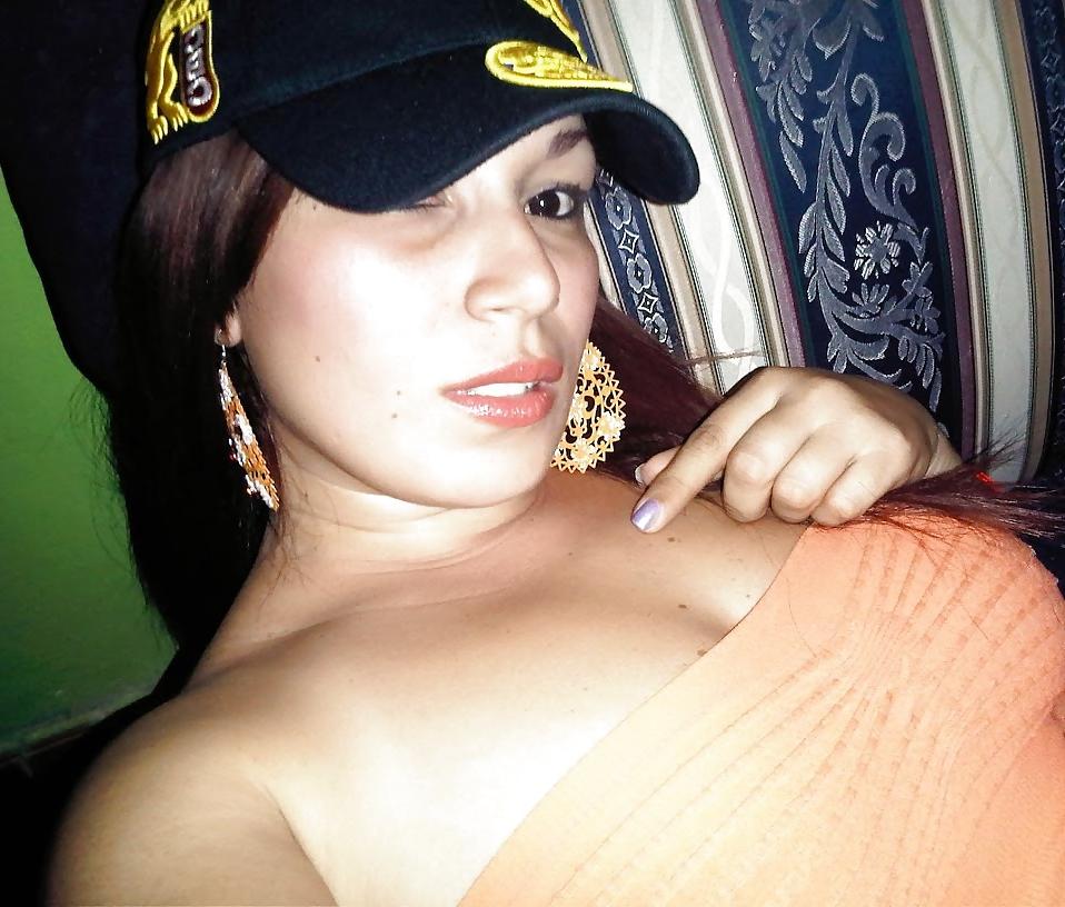 25P Yummy latina milf