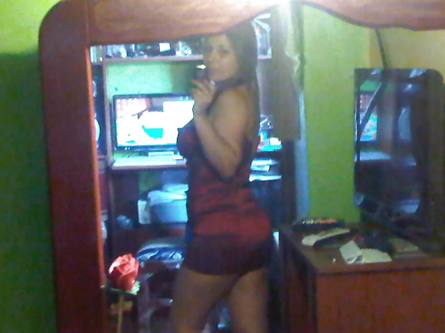 25P Yummy latina milf