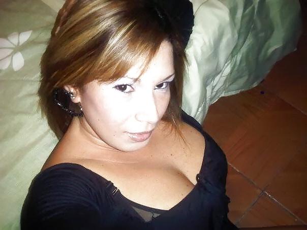 25P Yummy latina milf