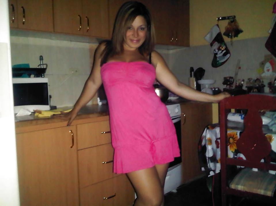 25P Yummy latina milf