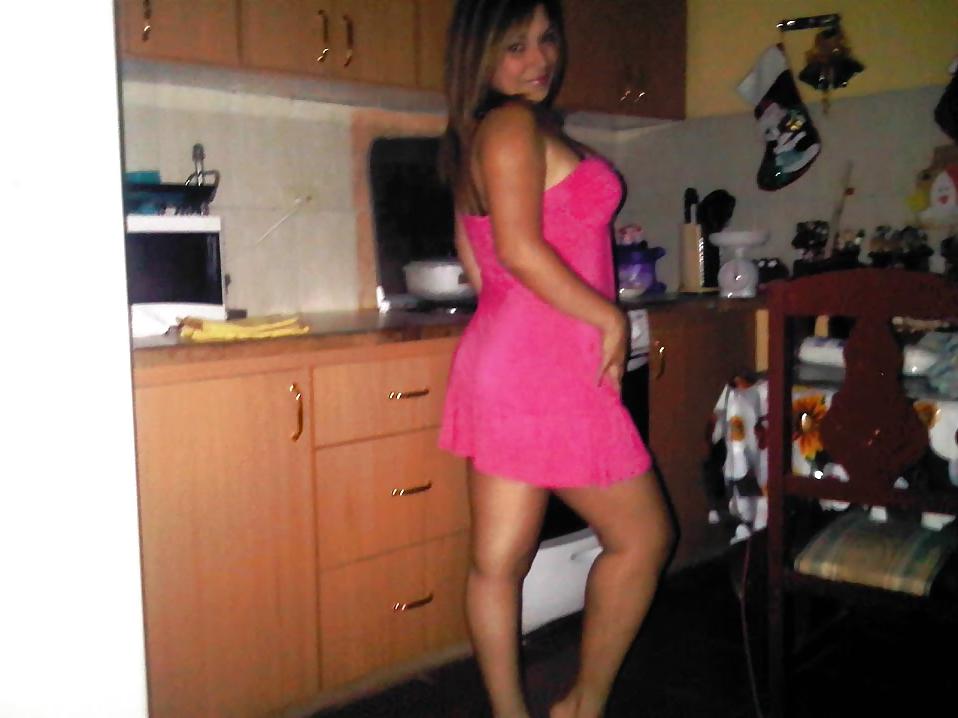 25P Yummy latina milf