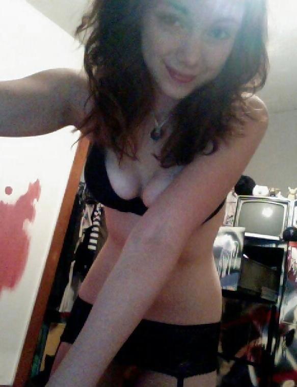 9P Webcam teen hottie