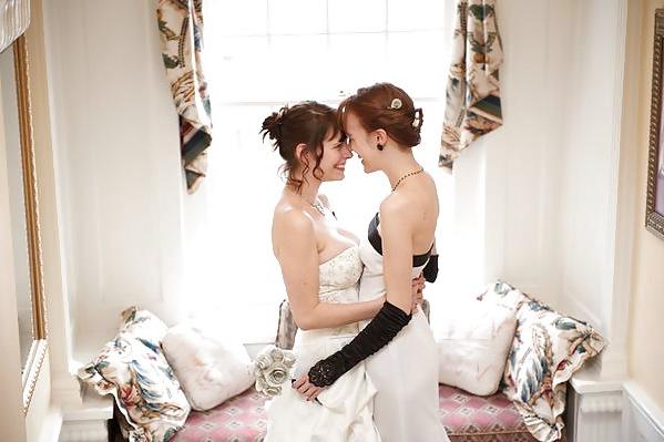 4P Lesbian wedding