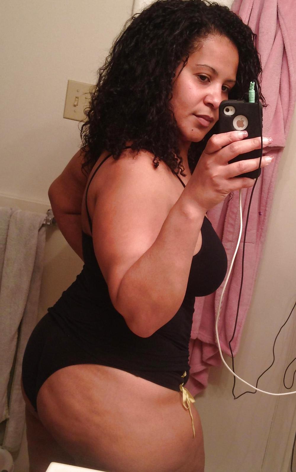 25P LATINA MILFS AND MATURES EDITION VOL.13