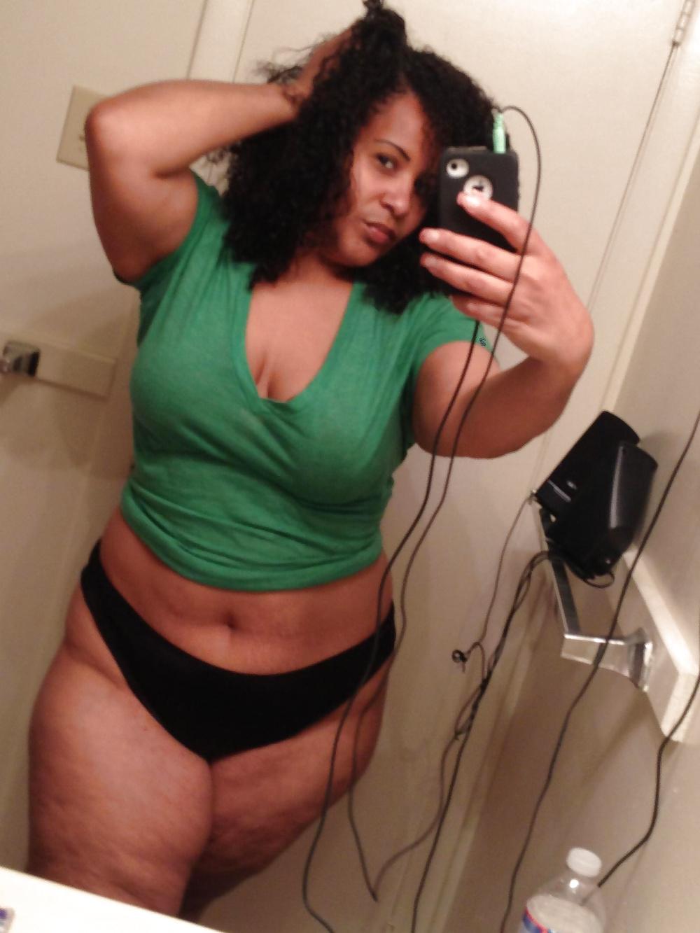 25P LATINA MILFS AND MATURES EDITION VOL.13