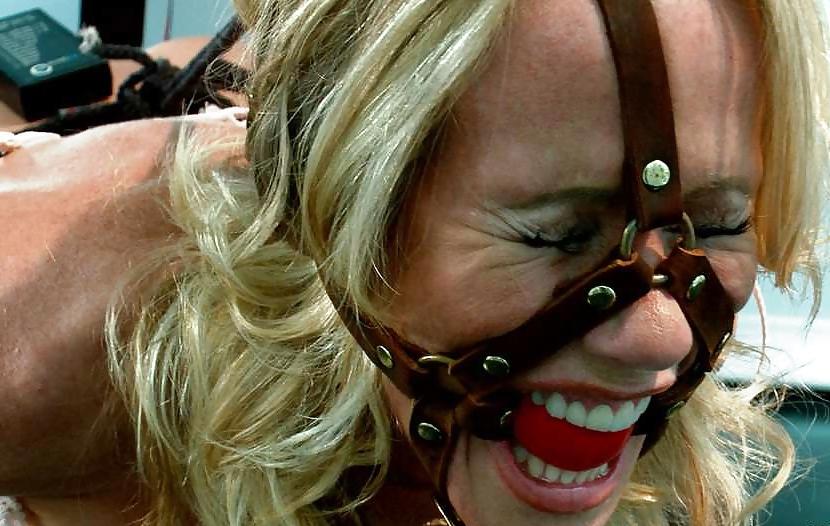 25P Simone Sonay BDSM-Mix