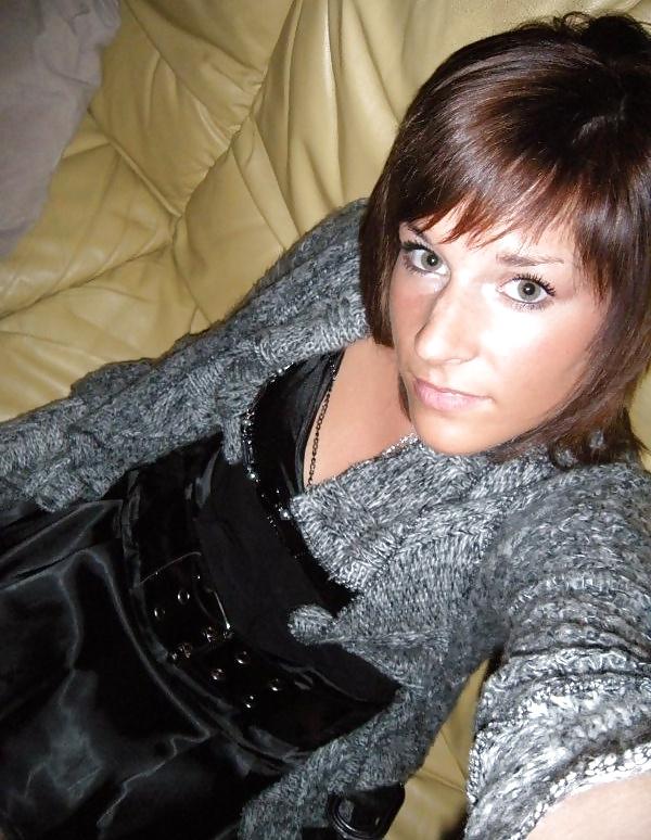 8P Mee in party club dance in sexy clothes