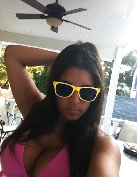 25P BellaAshley! Busty Cam Brunette!