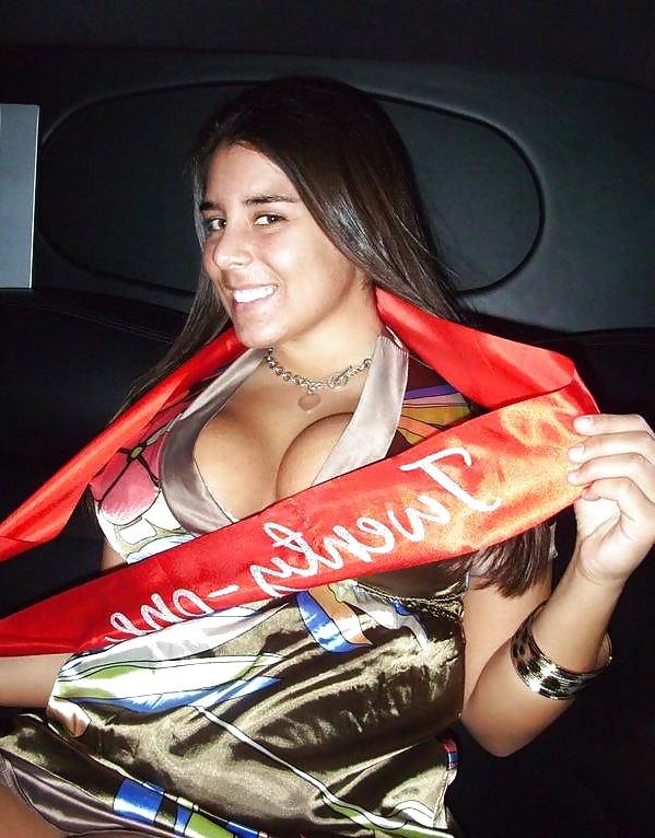25P BellaAshley! Busty Cam Brunette!