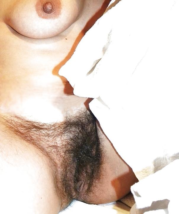 24P Hairy pussies 4