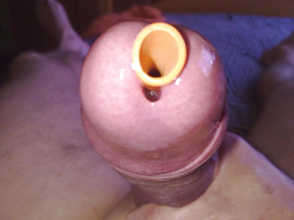 18P Wanking to Mobile Porn