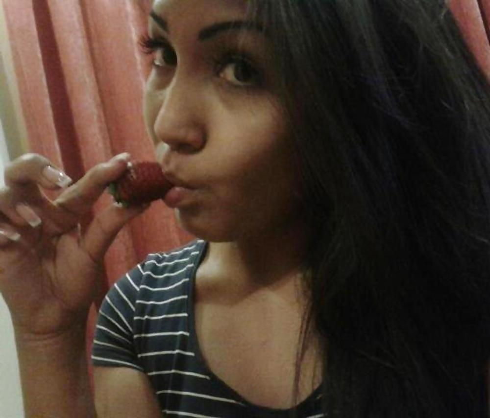 25P Hot kazakh girl