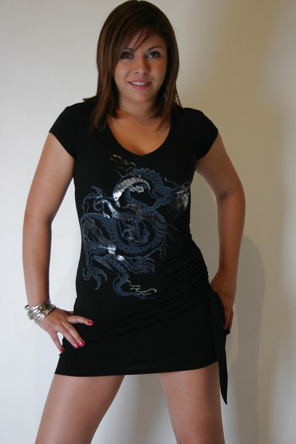 10P Latina MILF