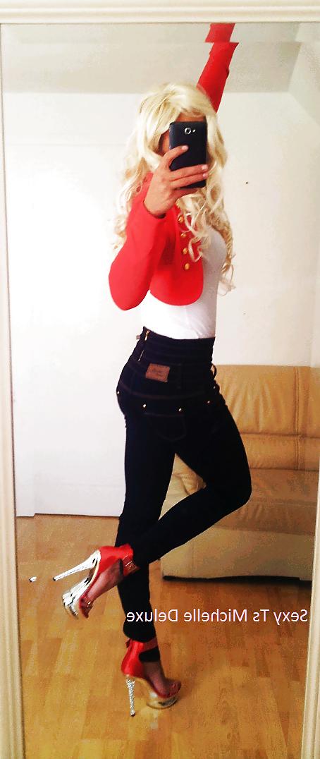 14P Sexy blonde bunny michelle deluxe 