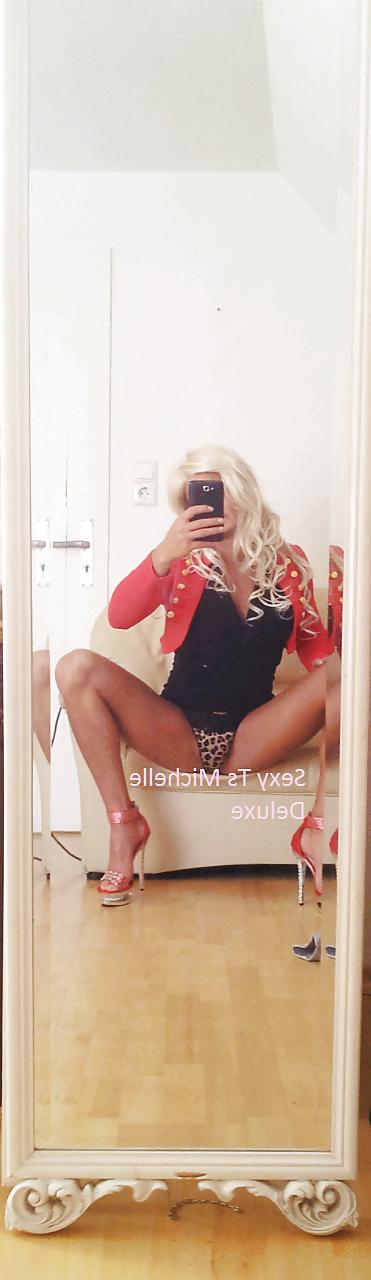 14P Sexy blonde bunny michelle deluxe 