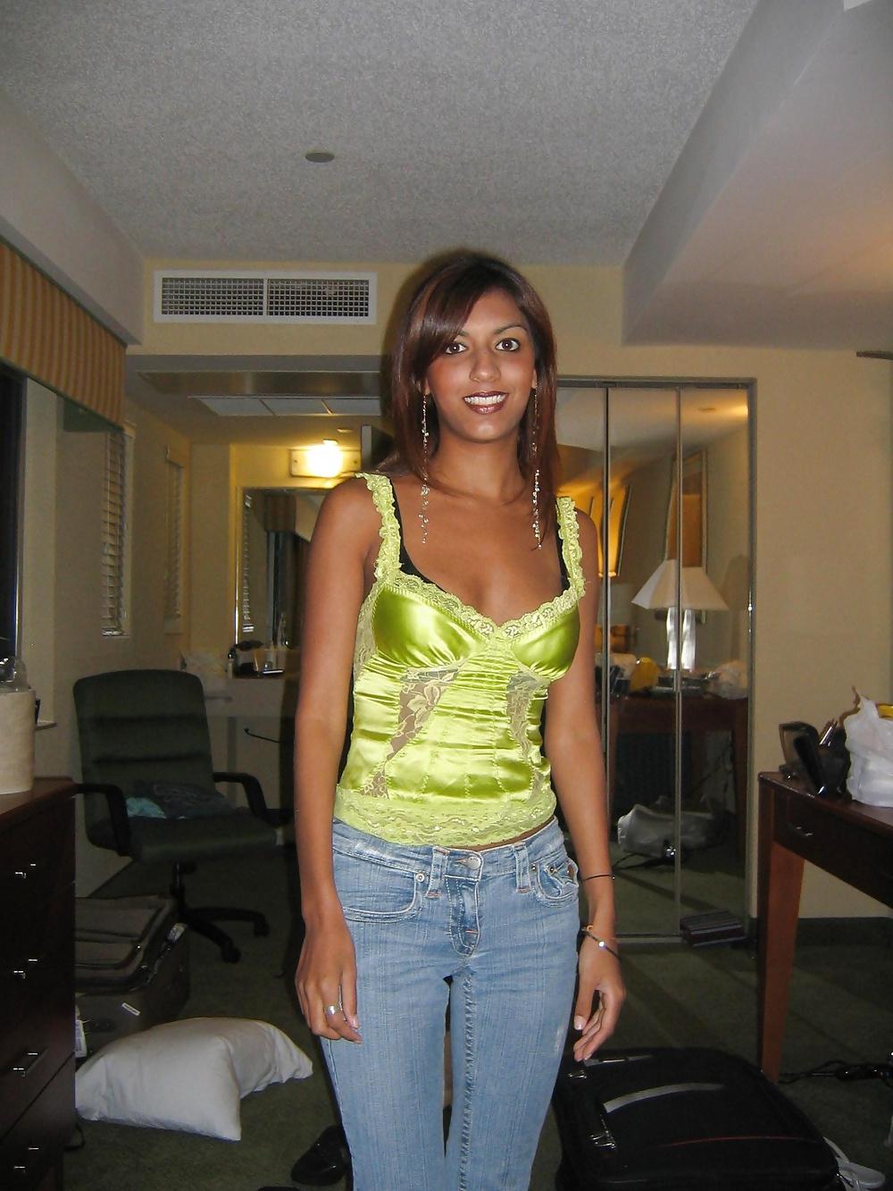25P Hot Indian Desi Babes Some Interracial Sex