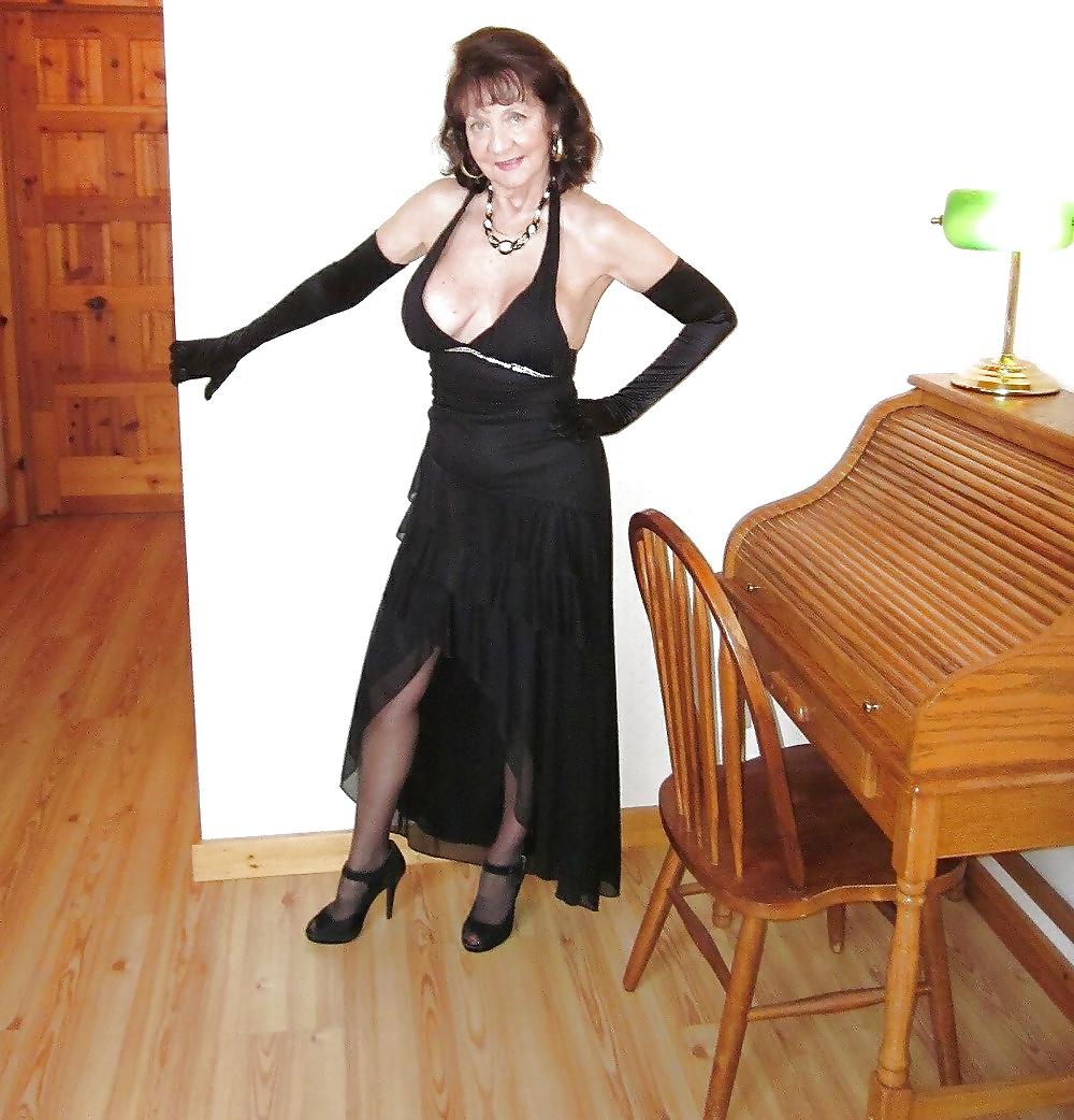 10P You are never 2 old - will you be wanking? x