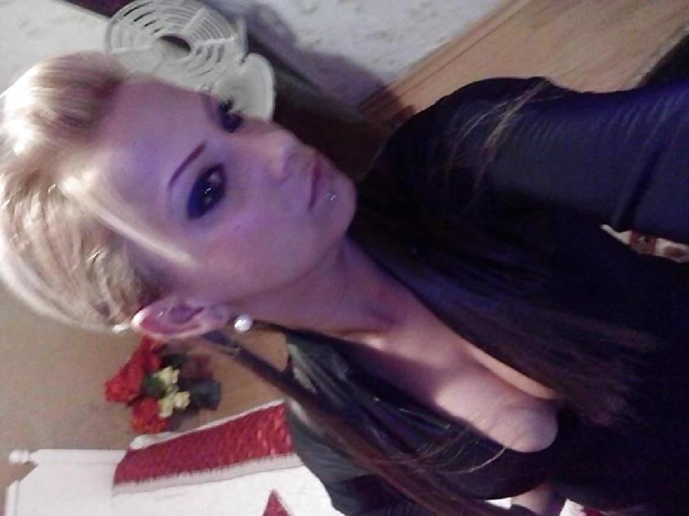 25P Bulgarian women: Ani