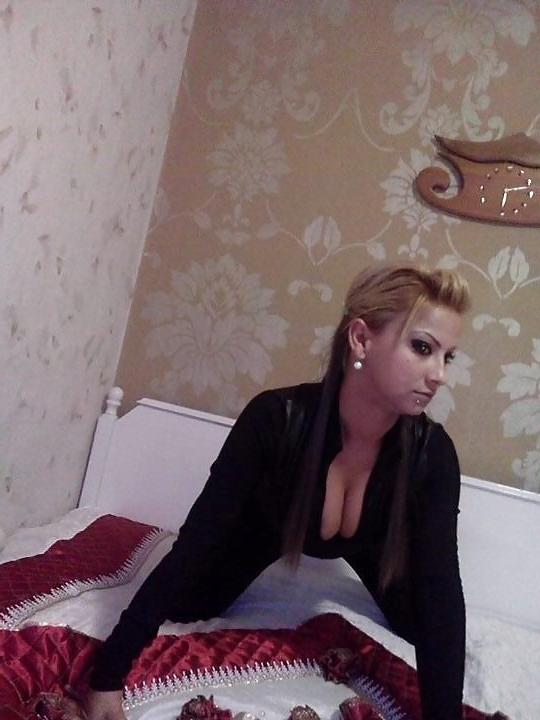 25P Bulgarian women: Ani