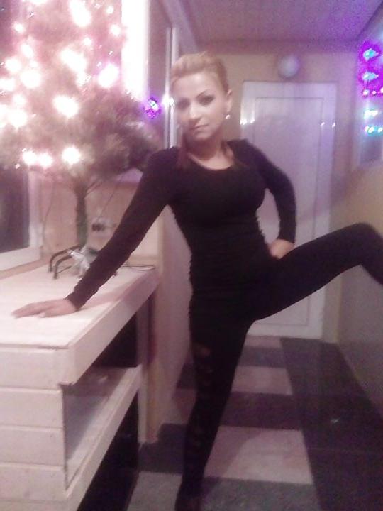 25P Bulgarian women: Ani