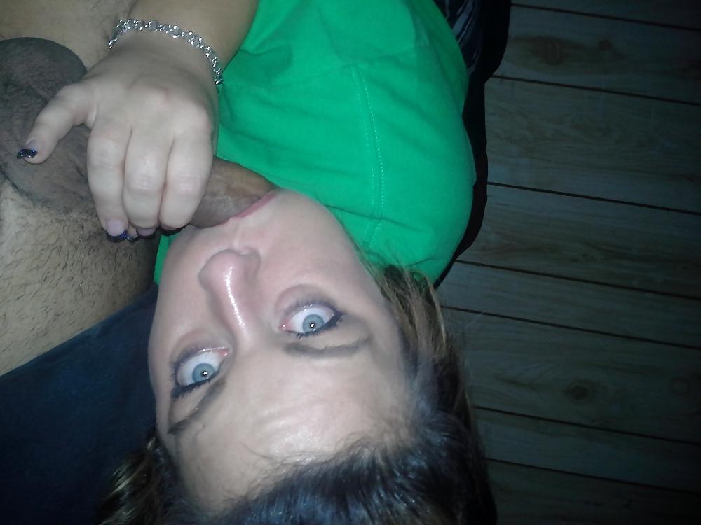 25P HOT WIFE! 