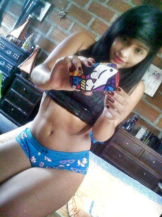 21P NENAS  LATINAS MUY  HOTTT