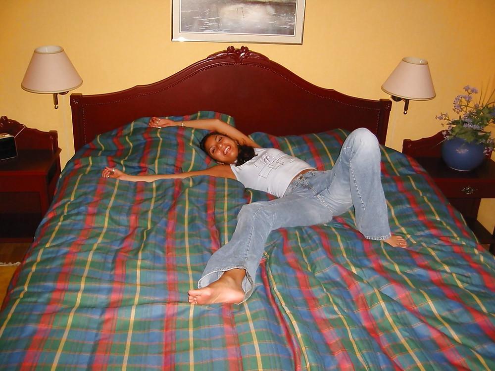 25P Uk Indian Wife Exposed