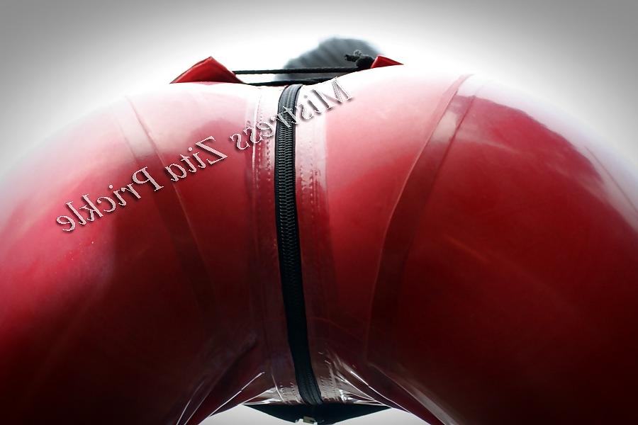 13P Mistress Zita Prickle Femdom Galerie