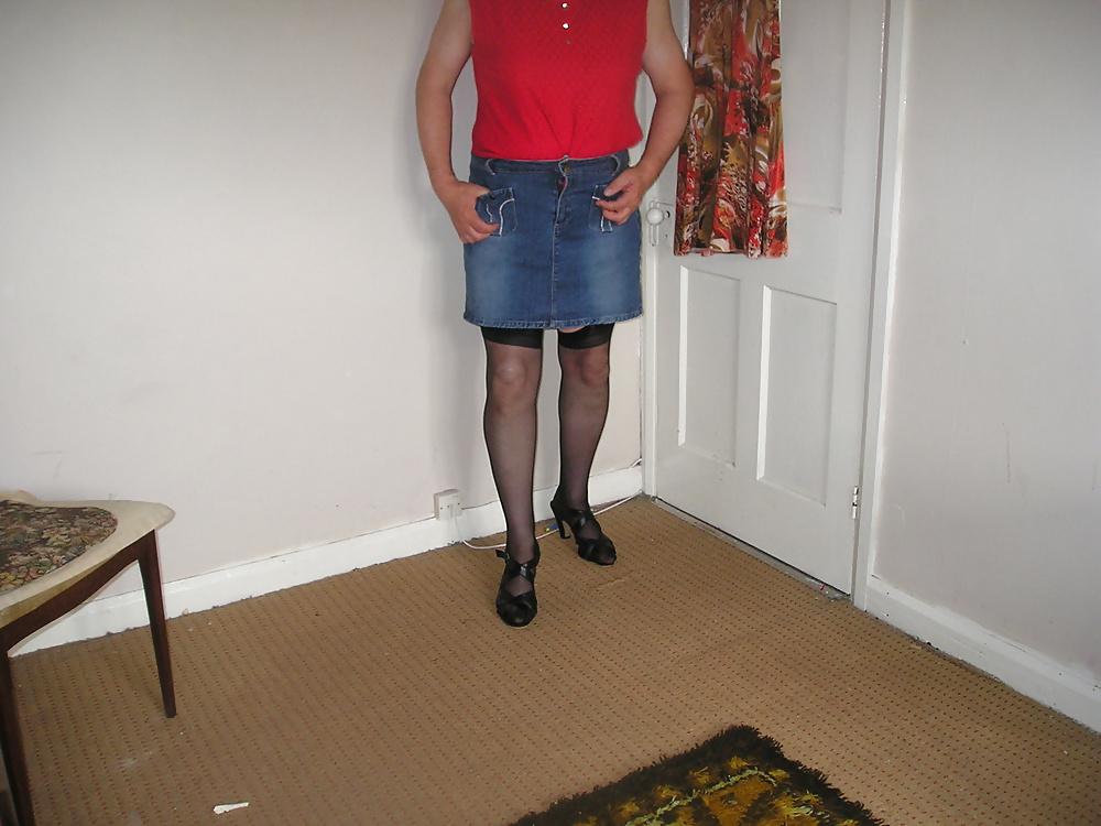 10P Nurse changed her uniform going out for some fun