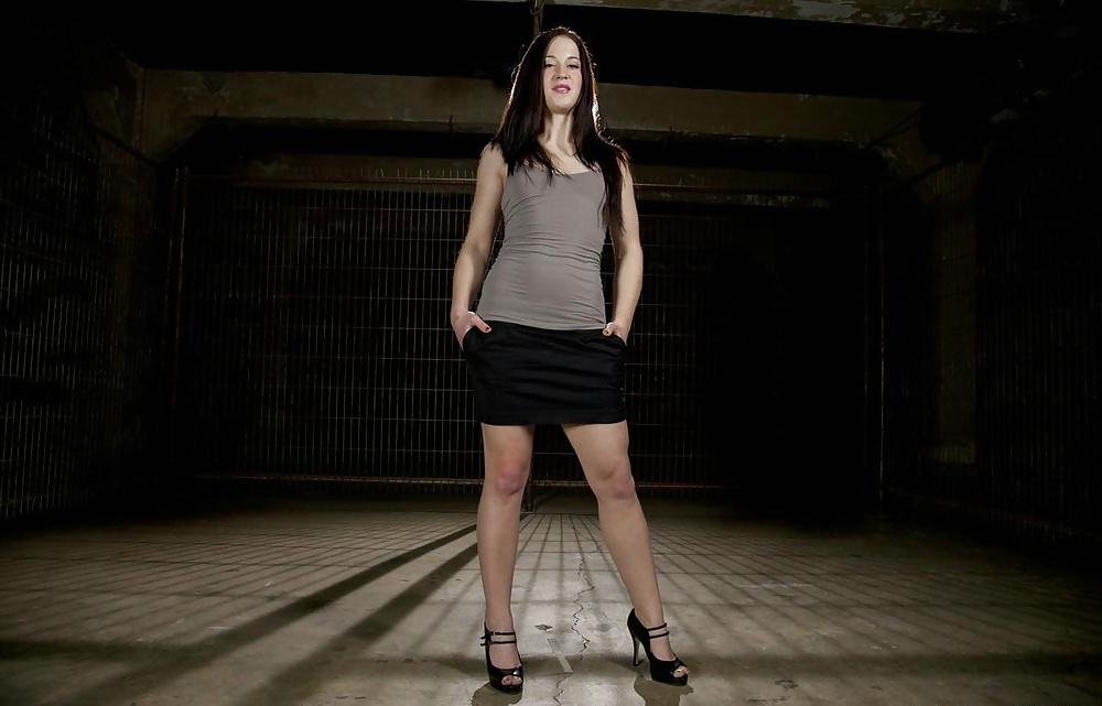 25P Cheyenne Jewel bdsm mix