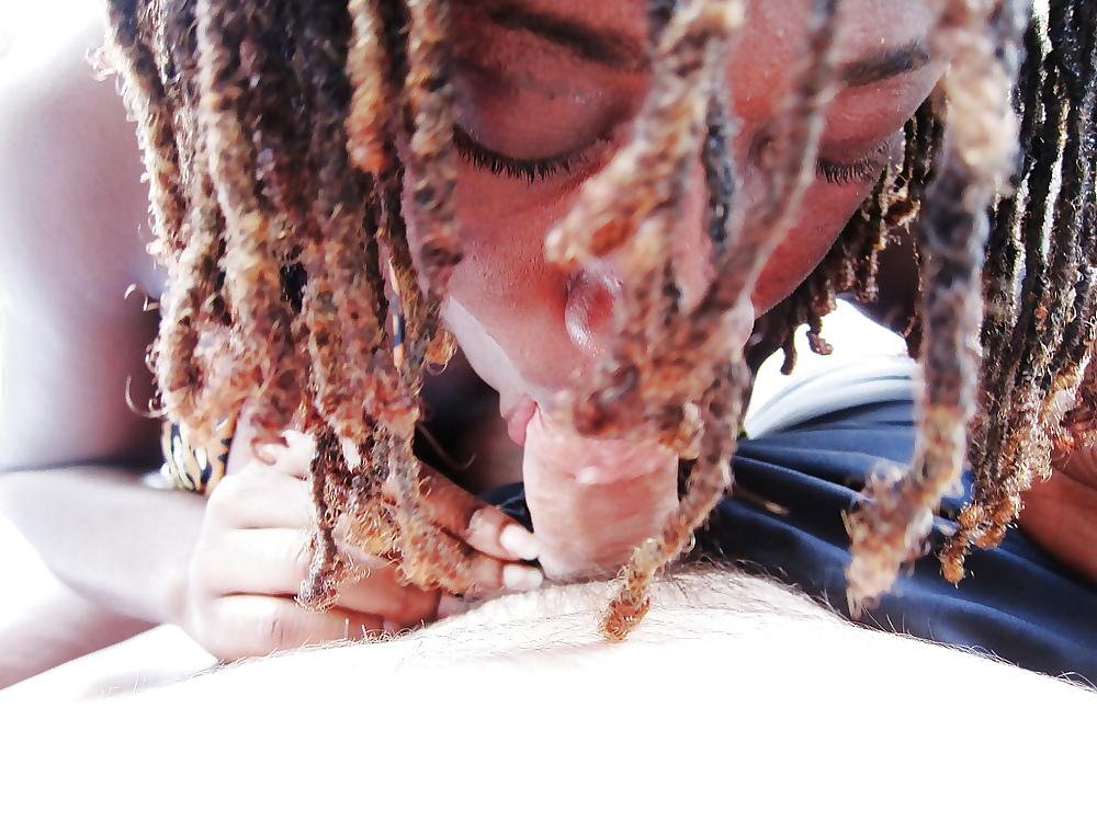 10P Interracial Reverse Sucking 1