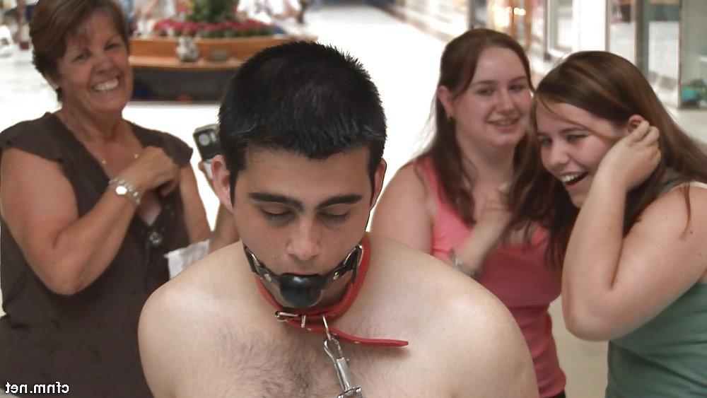 25P Public Femdom