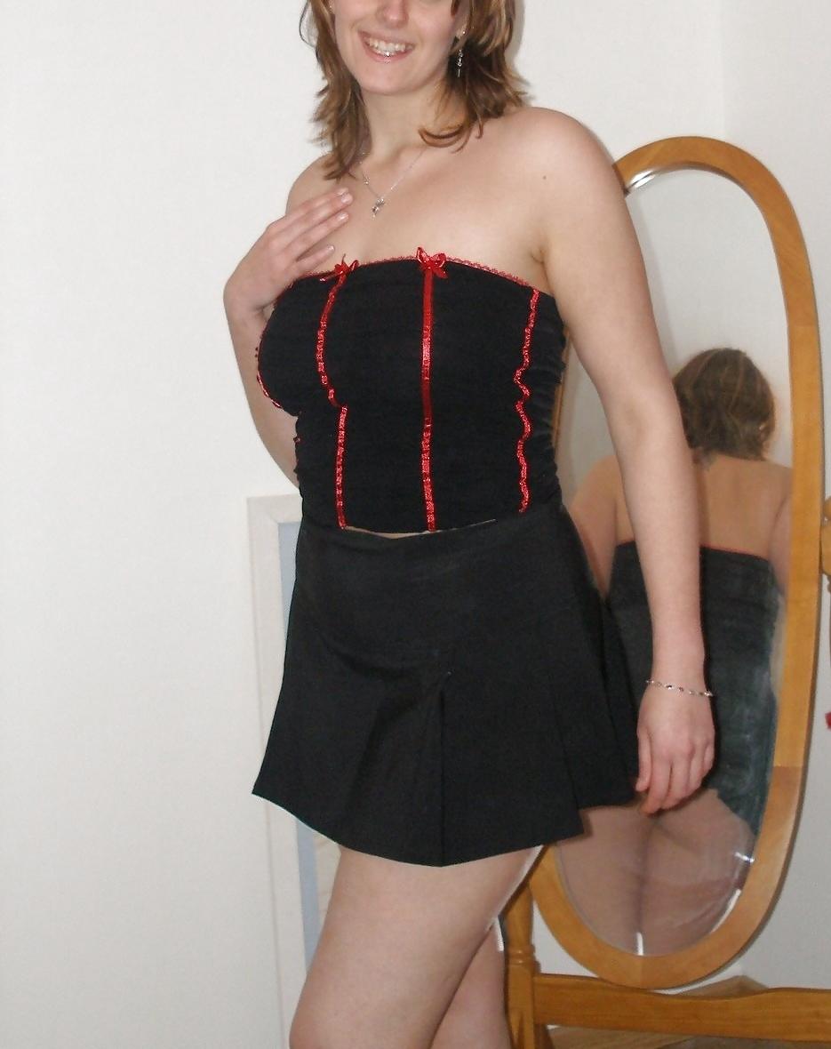 25P My sexy 38yo widow nurse