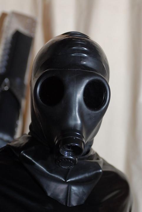 6P Latex Pics