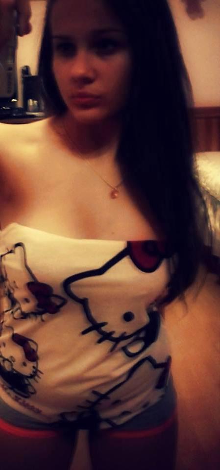 12P Bulgarian girl: Toni