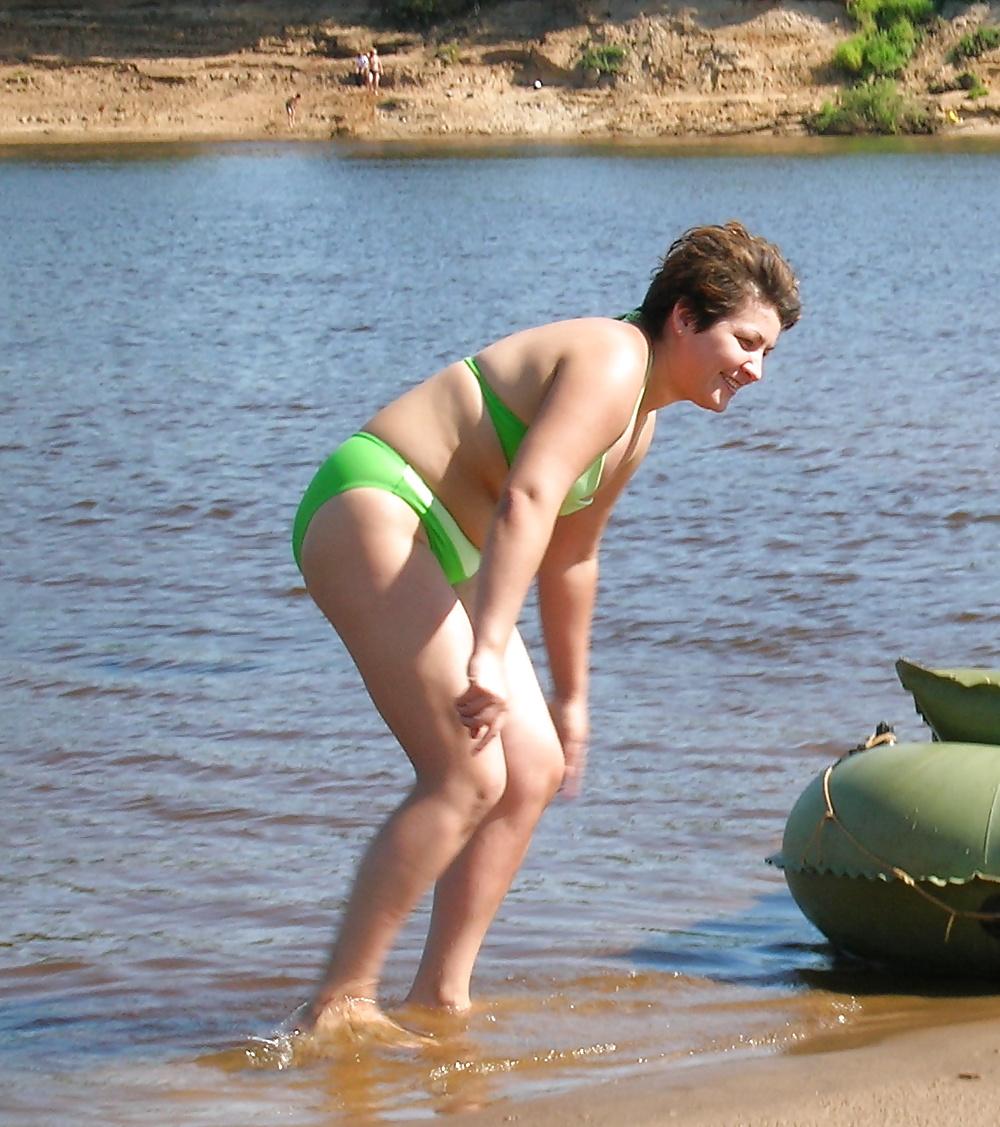 23P My chubby russian ex-girlfriend at the sea...