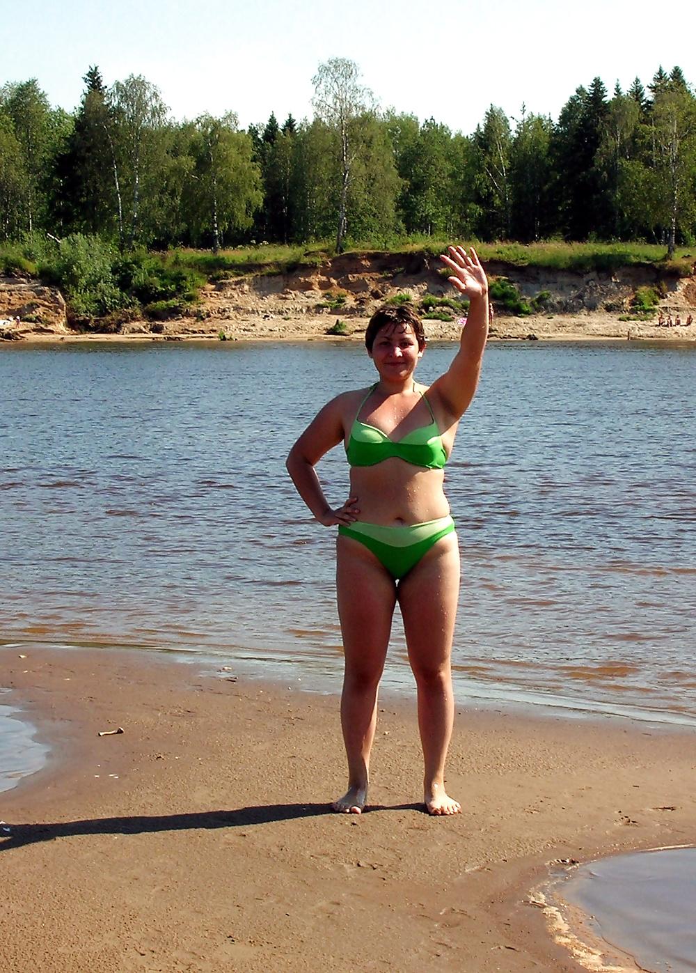 23P My chubby russian ex-girlfriend at the sea...