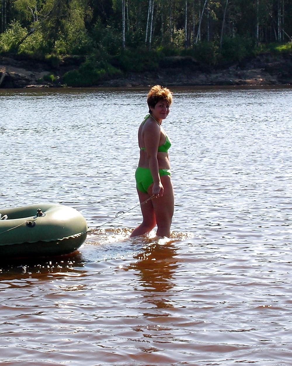 23P My chubby russian ex-girlfriend at the sea...