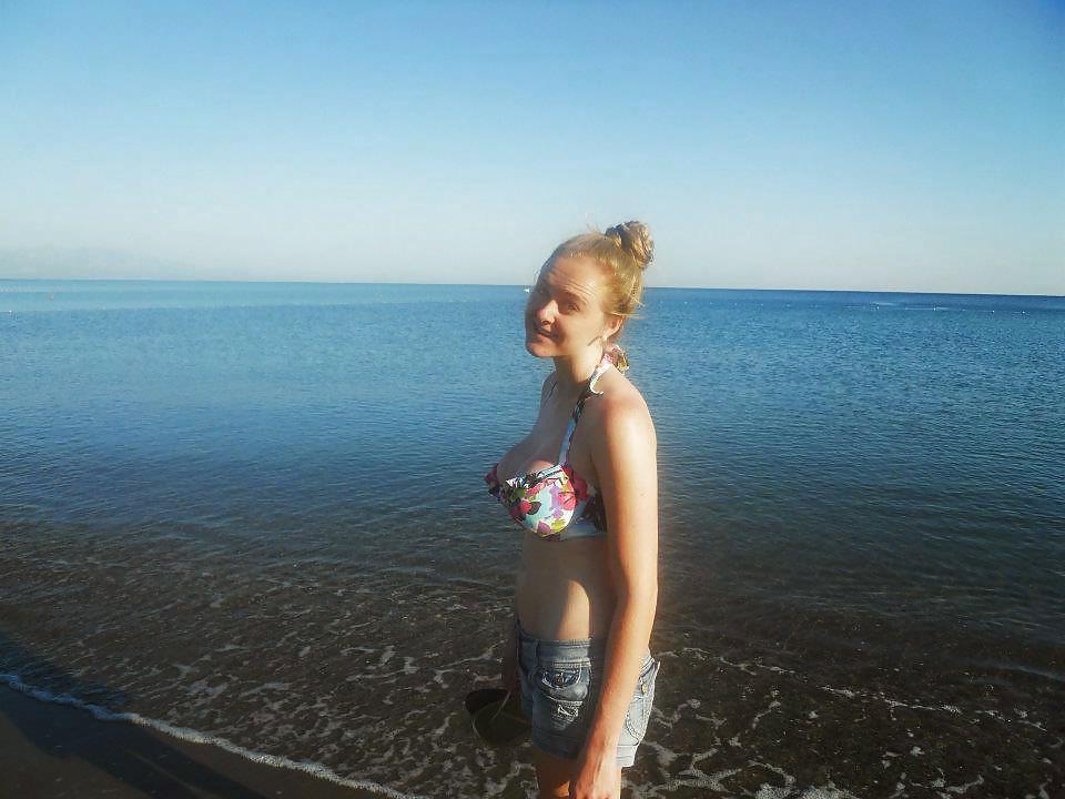 18P Busty blond bikini teen