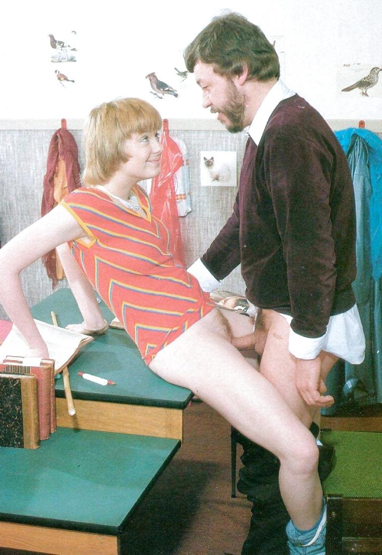 25P Bottomless and Hairy Sex
