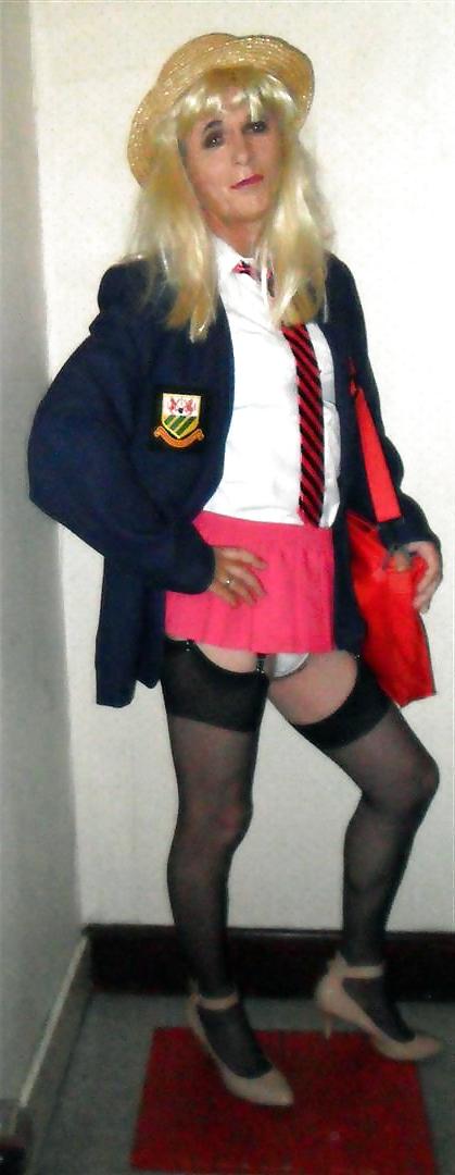 6P School girl jenny