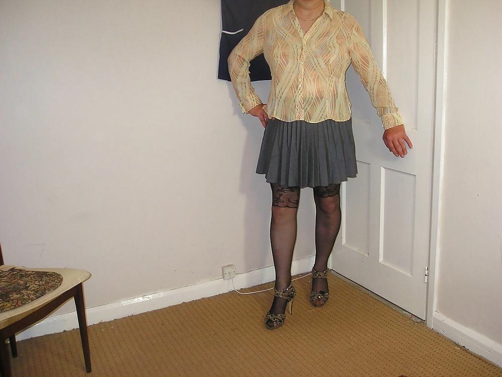 23P Naughty nurse going to be late for work